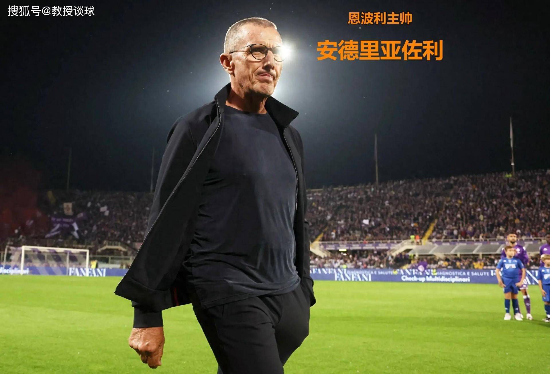 在片方发布的宣传曲《女神》MV中，伴随着动人的旋律和磁性温柔的嗓音，林晓曦与韩冰之间;双向暗恋的甜蜜爱情故事就此展开，两人的互动也反映了当前社会对于;美和;爱的理解与反思